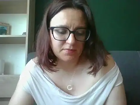 Snapshot of sensual_paris chatting on 8, 6, 2026 sensual paris online show from 8, 6, 2026