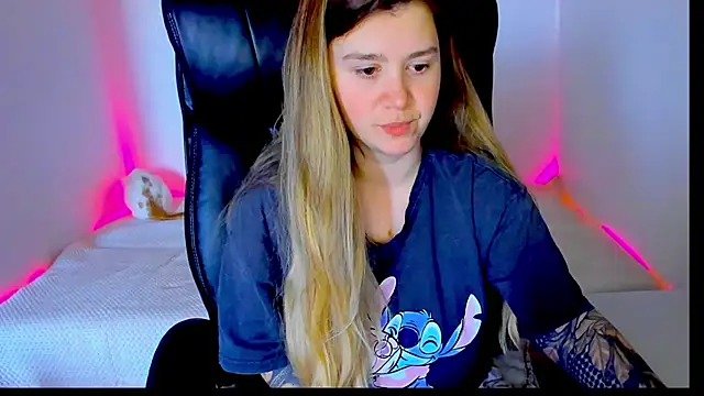 Snapshot of Natali_Secret chatting on 2, 5, 2026 Natali Secret online show from 2, 5, 2026