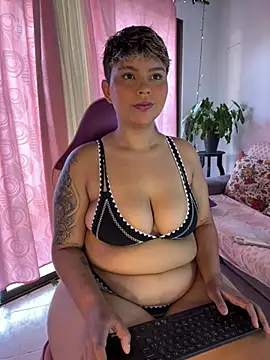 A CURVY HOT online show from 26, 5, 2026
