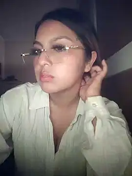 Snapshot of Bianca_9284mx chatting on 3, 5, 2026 Bianca 9284mx online show from 3, 5, 2026