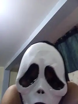 Snapshot of MR-You- chatting on 28, 4, 2026 MR-You- online show from 28, 4, 2026