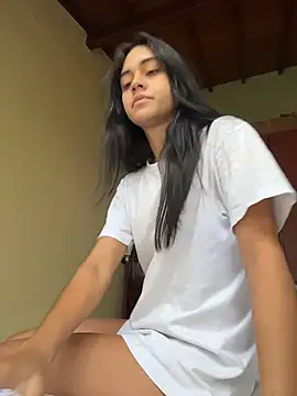 mia moonna online show from 4, 7, 2026