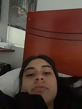 mia moonna online show from 10, 7, 2026