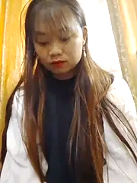 Snapshot of -Dolly-02 chatting on 27, 4, 2026 -Dolly-02 online show from 27, 4, 2026