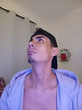 Snapshot of rada200722 chatting on 27, 4, 2026 rada200722 online show from 27, 4, 2026