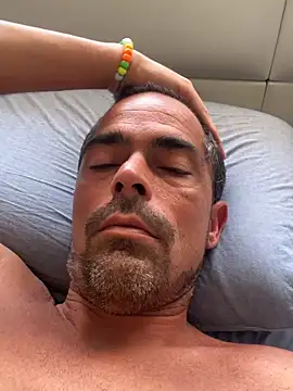 Snapshot of Riccardo86xx chatting on 15, 6, 2026 Riccardo86xx online show from 15, 6, 2026