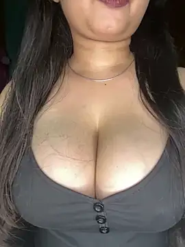 Naughty pooja44 online show from 30, 5, 2026