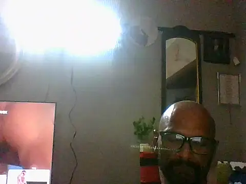 Snapshot of Lulu_Love_69 chatting on 20, 5, 2026 Lulu Love 69 online show from 20, 5, 2026