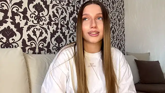 Snapshot of Akyo_alfew chatting on 28, 4, 2026 Akyo alfew online show from 28, 4, 2026