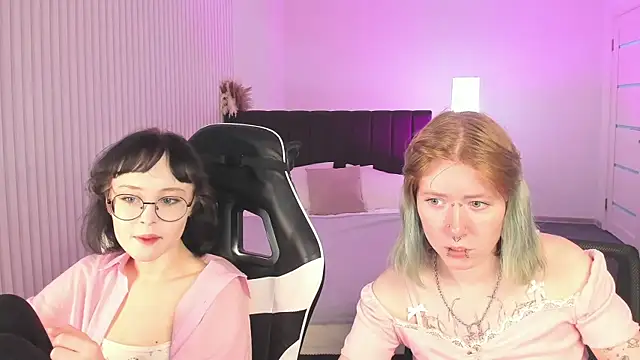 Snapshot of Lilac-Muse chatting on 17, 6, 2026 Lilac-Muse online show from 17, 6, 2026