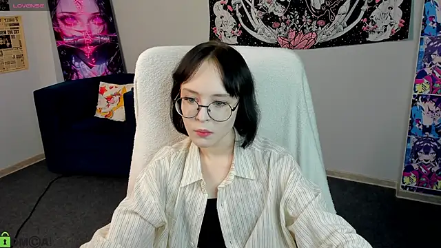 Snapshot of Lilac-Muse chatting on 25, 6, 2026 Lilac-Muse online show from 25, 6, 2026