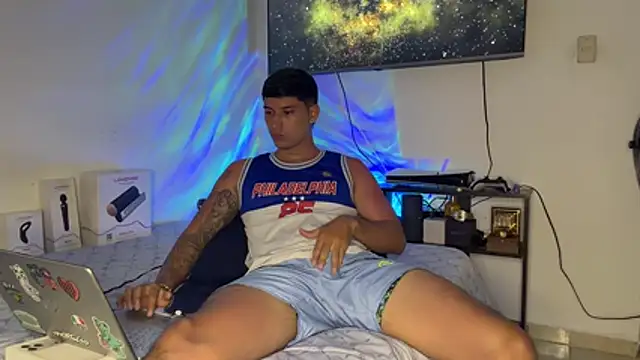 Snapshot of SexxxySquirterStev777 chatting on 4, 5, 2026 SexxxySquirterStev777 online show from 4, 5, 2026