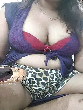 Snapshot of HD_Queen_69 chatting on 12, 7, 2026 HD Queen 69 online show from 12, 7, 2026
