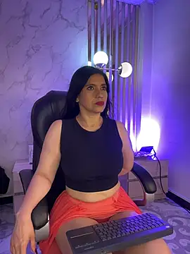 Dalila 5 online show from 17, 7, 2026