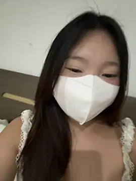 Snapshot of Ni_Tran chatting on 14, 7, 2026 Ni Tran online show from 14, 7, 2026