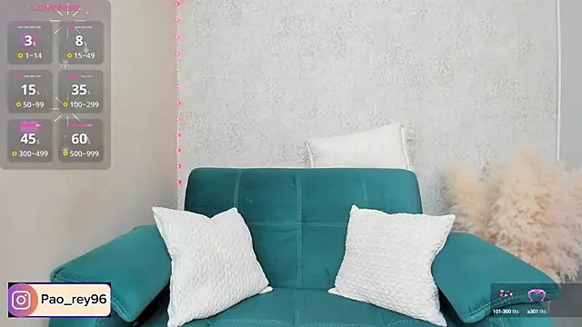 Snapshot of paolarey chatting on 15, 9, 2025 paolarey online show from 15, 9, 2025