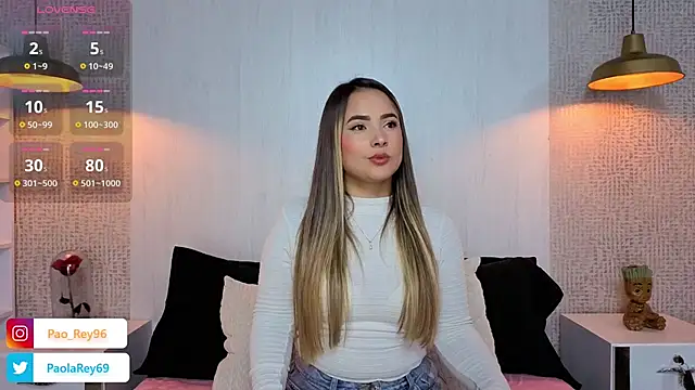 Snapshot of paolarey chatting on 7, 3, 2026 paolarey online show from 7, 3, 2026