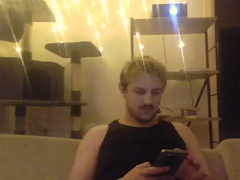 Snapshot of iammos_teen chatting on 27, 4, 2026 iammos teen online show from 27, 4, 2026