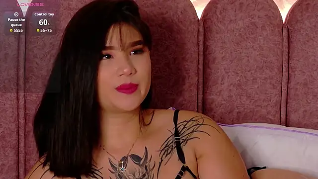 Emily-Cooper- online show from 13, 5, 2026
