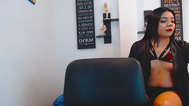 Snapshot of maria_paula___ chatting on 12, 6, 2026 maria paula online show from 12, 6, 2026