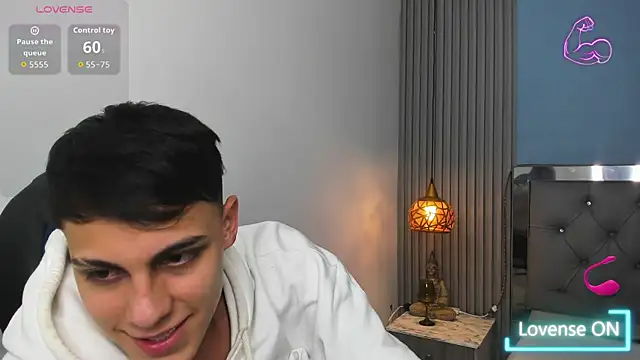 Snapshot of Ethanx18_ chatting on 5, 7, 2026 Ethanx18 online show from 5, 7, 2026