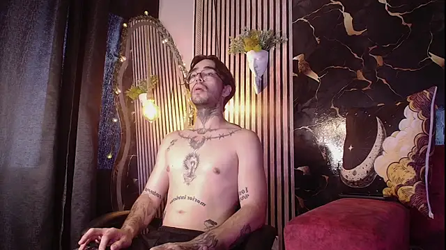 Snapshot of Alucard_Sins chatting on 28, 4, 2026 Alucard Sins online show from 28, 4, 2026