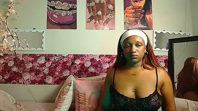 EnchantingLisa online show from 23, 6, 2026