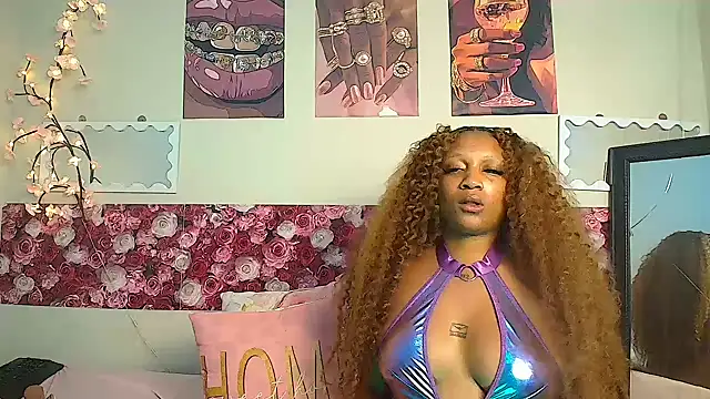 EnchantingLisa online show from 3, 7, 2026
