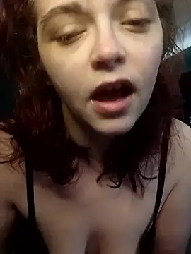 Snapshot of mistressmimi7 chatting on 28, 4, 2026 mistressmimi7 online show from 28, 4, 2026