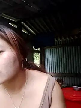 Snapshot of Lusy_bae chatting on 28, 4, 2026 Lusy bae online show from 28, 4, 2026