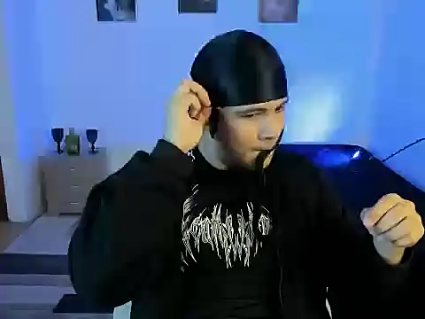 Snapshot of sant_wahlberg chatting on 30, 6, 2026 sant wahlberg online show from 30, 6, 2026