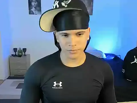 Snapshot of sant_wahlberg chatting on 14, 7, 2026 sant wahlberg online show from 14, 7, 2026
