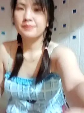 Snapshot of Kee2000 chatting on 4, 6, 2026 Kee2000 online show from 4, 6, 2026