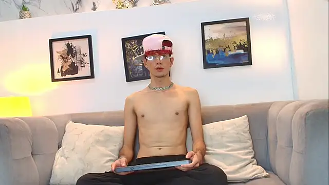 Snapshot of KING_BOYS2026 chatting on 28, 7, 2026 KING BOYS2026 online show from 28, 7, 2026