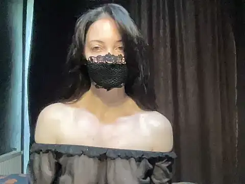 Snapshot of LillyRoux_ chatting on 29, 4, 2026 LillyRoux online show from 29, 4, 2026