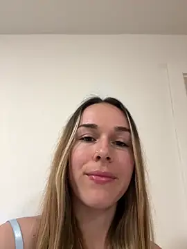 Snapshot of Naomi-Smile chatting on 28, 4, 2026 Naomi-Smile online show from 28, 4, 2026