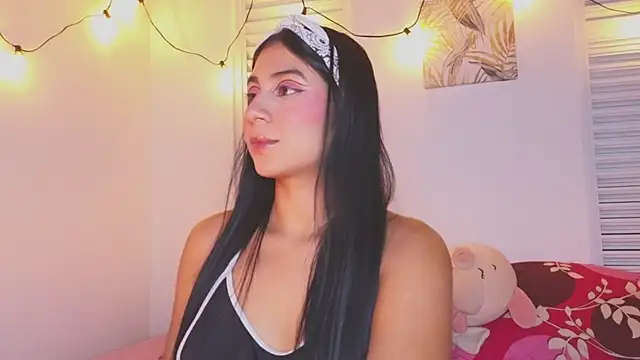Snapshot of VictoriaaLopez chatting on 6, 6, 2026 VictoriaaLopez online show from 6, 6, 2026