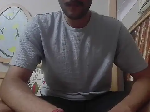 Snapshot of robinsingh_love chatting on 28, 4, 2026 robinsingh love online show from 28, 4, 2026