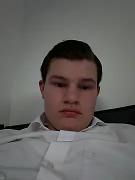 Snapshot of 19teenoldboy chatting on 28, 4, 2026 19teenoldboy online show from 28, 4, 2026