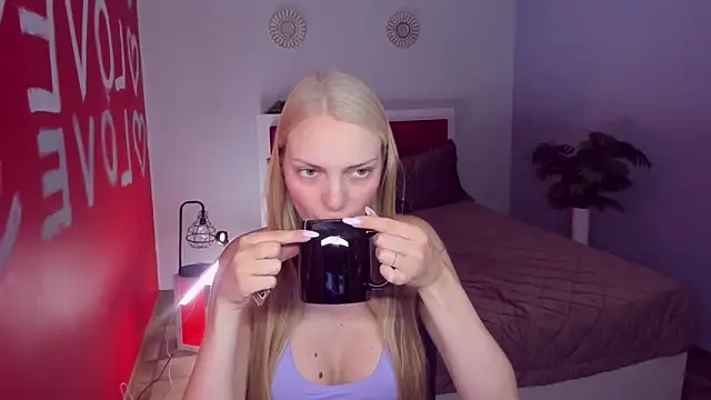 Snapshot of NancyGlamour chatting on 8, 6, 2026 NancyGlamour online show from 8, 6, 2026
