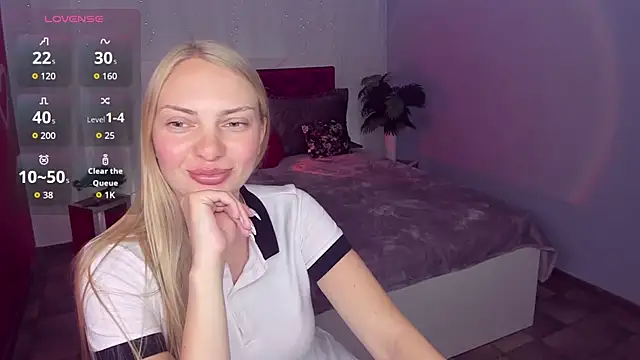 Snapshot of NancyGlamour chatting on 3, 7, 2026 NancyGlamour online show from 3, 7, 2026