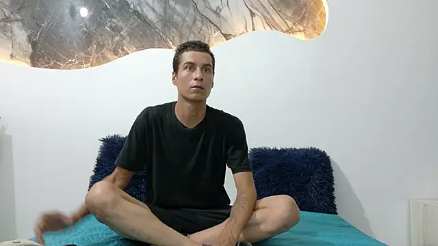 Snapshot of cameronsilverman chatting on 11, 6, 2026 cameronsilverman online show from 11, 6, 2026