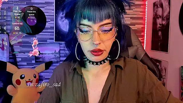 Snapshot of BlueElyxra chatting on 4, 6, 2026 BlueElyxra online show from 4, 6, 2026