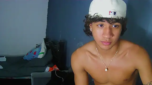 Snapshot of Hansel_take chatting on 30, 4, 2026 Hansel take online show from 30, 4, 2026
