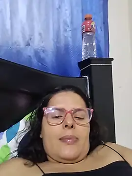 Snapshot of Bella_Morena27 chatting on 25, 5, 2026 Bella Morena27 online show from 25, 5, 2026