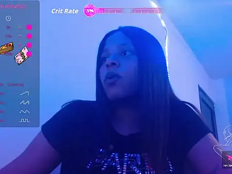 Snapshot of Bella_lunna25 chatting on 5, 5, 2026 Bella lunna25 online show from 5, 5, 2026