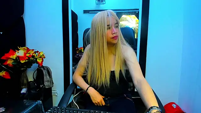 Snapshot of ivyqueen28 chatting on 5, 6, 2026 ivyqueen28 online show from 5, 6, 2026