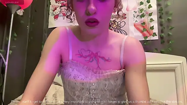 Snapshot of Miss_Amy00 chatting on 4, 7, 2026 Miss Amy00 online show from 4, 7, 2026
