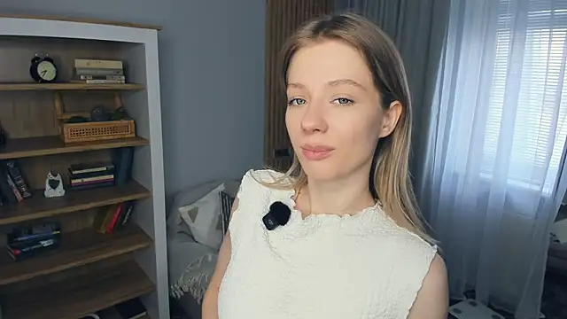 Snapshot of katemossse chatting on 30, 4, 2026 katemossse online show from 30, 4, 2026