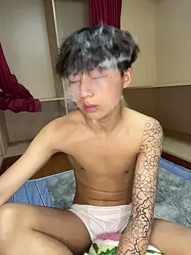 Snapshot of AX-003 chatting on 29, 4, 2026 AX-003 online show from 29, 4, 2026